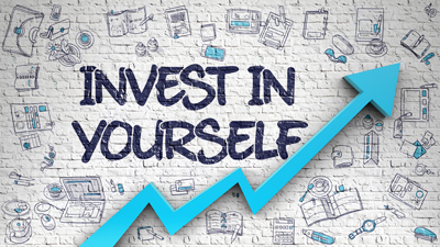 Investiere in dich selbst, das gibt die besten Zinsen! Mache jetzt deine Weiterbildung zum Fachwirt im E-Commerce bei der Akademie KoBiCo.