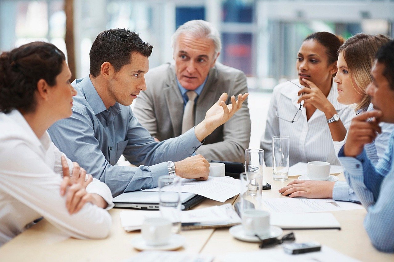 Zeitmanagement im Teammeeting mit gemeinsamer Planung und Prioritätenklärung